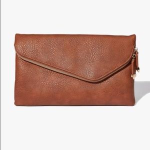 NWT Stella Crossbody Envelope Zip Clutch - tan